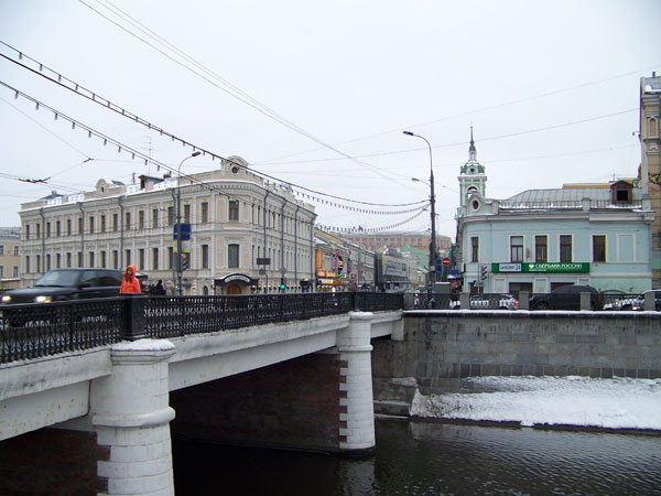 Москва, ул. Пятницкая д.2. Геодезический мониторинг здания во время реконструкции.